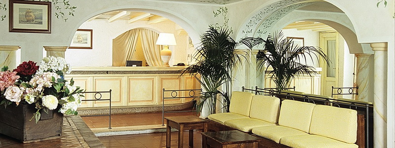 Отель Colonna Beach Hotel & Residence