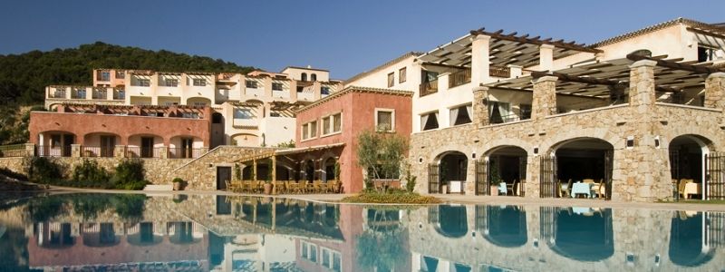 Colonna Pevero