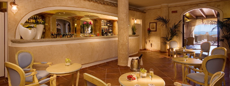 Отель Colonna Beach Hotel & Resort